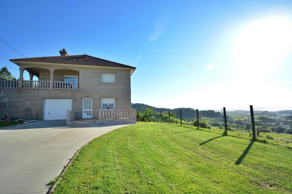 Duplex Da Pedra E Da Auga Lägenhet Meis Exteriör bild